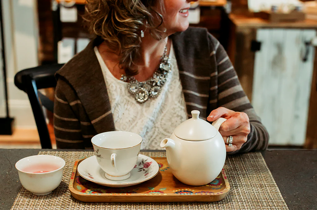 Virtual Herbal Tea Class: 6 Herbs for Women's Health & Hormone Balancing